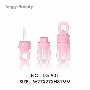 Lip gloss tube with Ruyi knot hanging ring